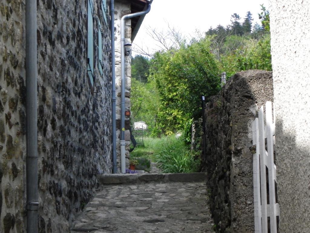 Bed and Breakfast Le Cabanon Thueyts Esterno foto